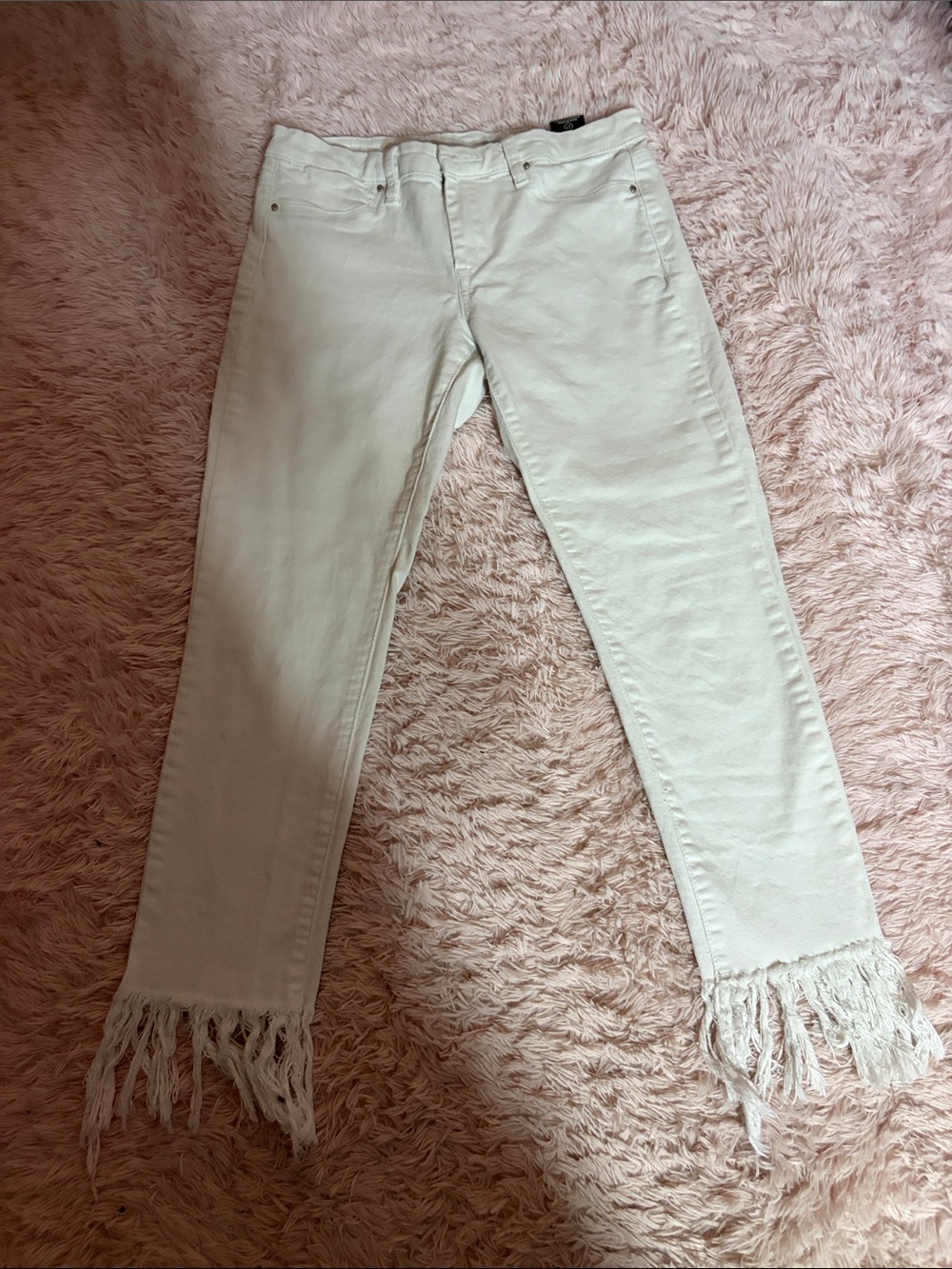 Women’s White Fringe Hem Jeans